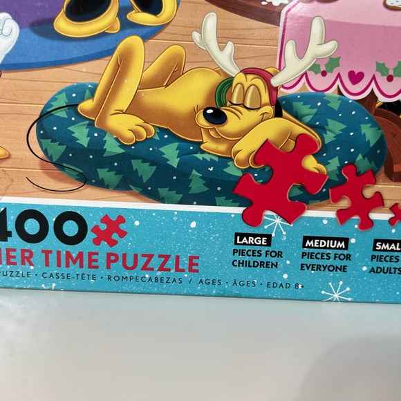 Disney Holiday Together Time Baking Xmas Cookies 400 SML Piece Puzzle Mickey - Picture 2 of 8